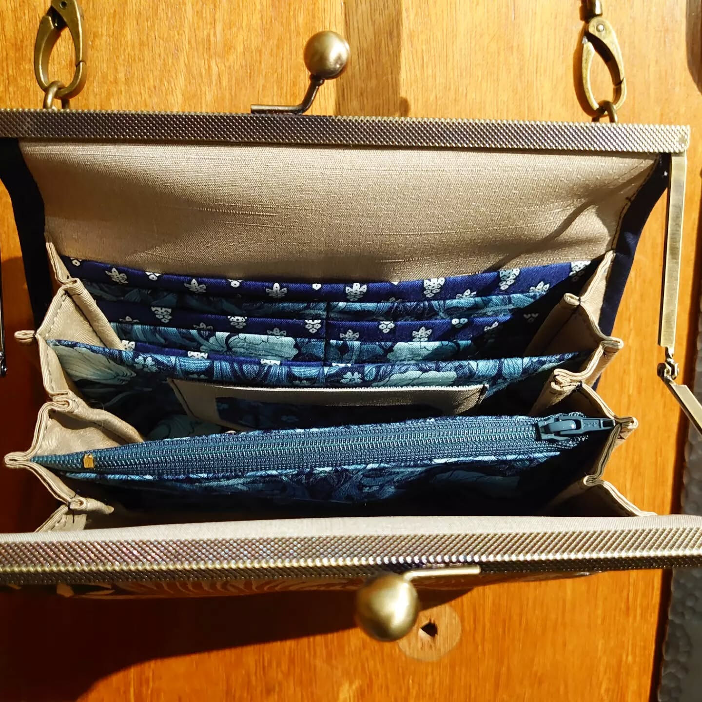 がま口長財布ショルダーとがま口２wayバッグ